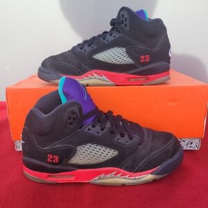 Air Jordan 3 Retro Top 3 Sneakers